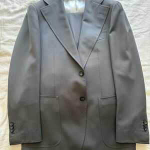 Suitsupply Green S130’s Suit